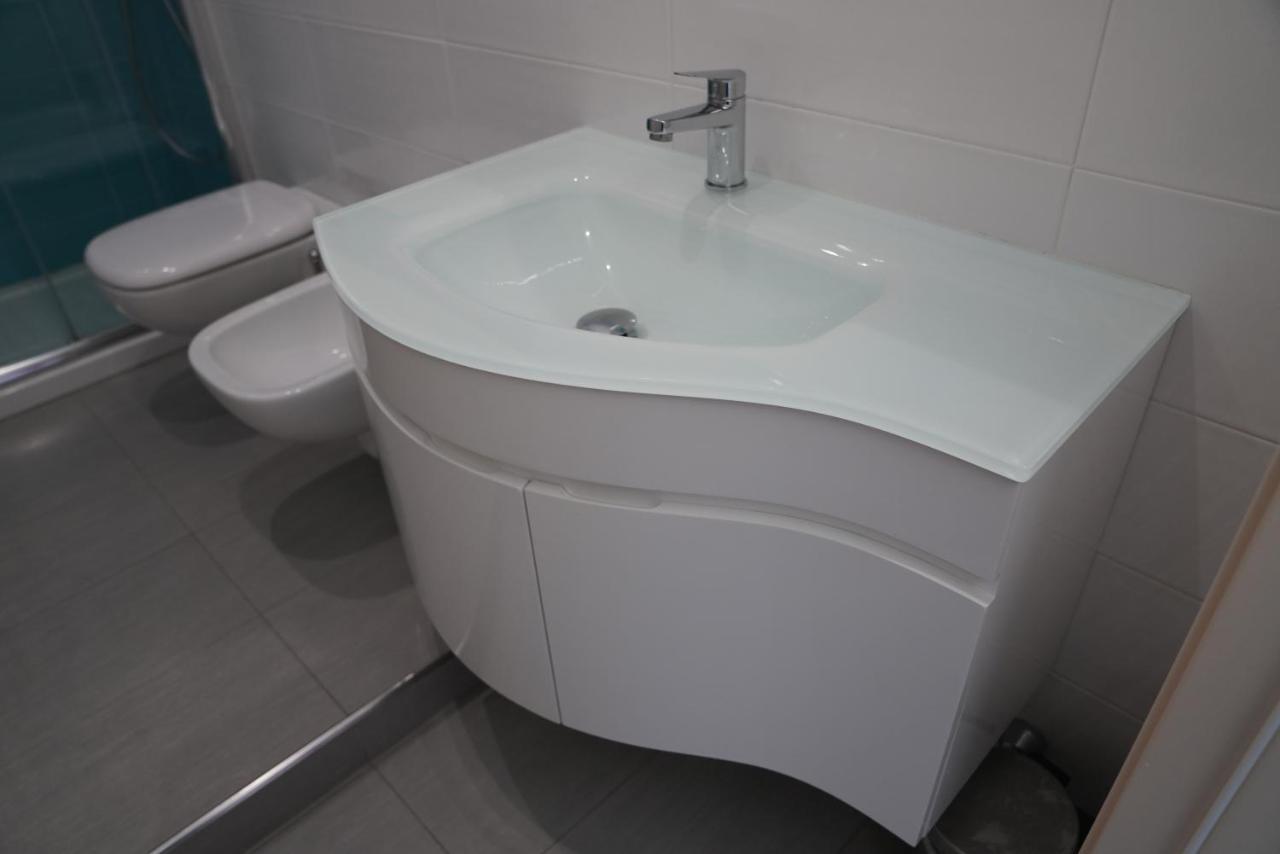 Guest House Emily Suites סורנטו מראה חיצוני תמונה