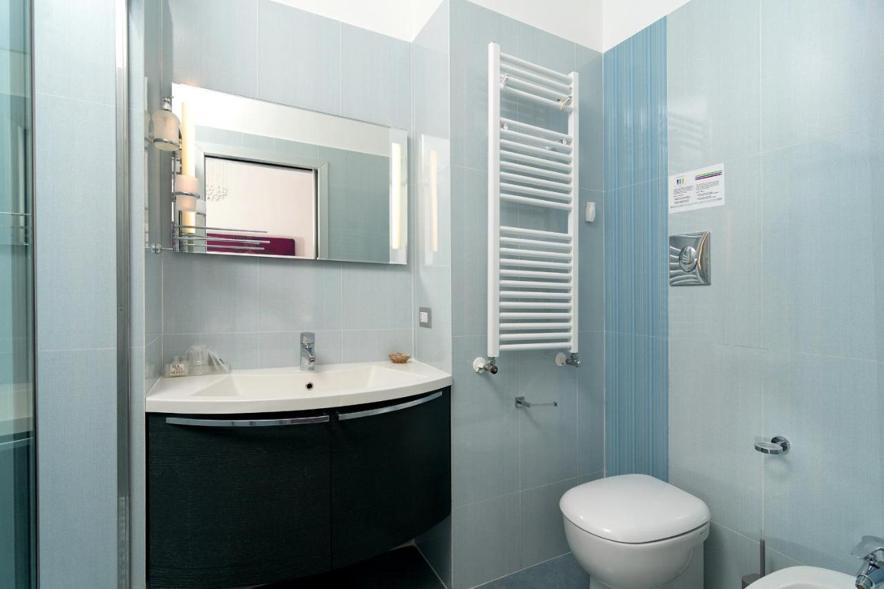 Guest House Emily Suites סורנטו מראה חיצוני תמונה