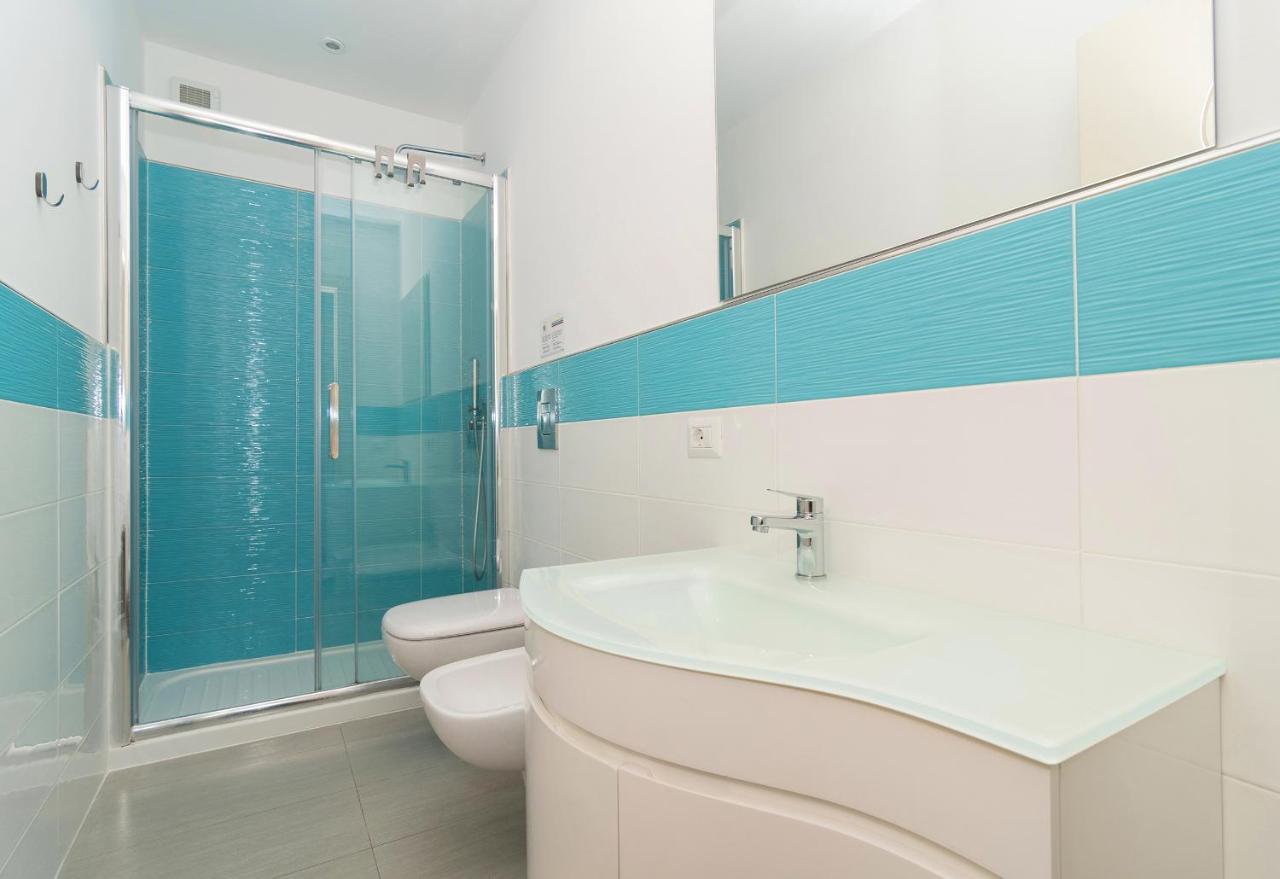 Guest House Emily Suites סורנטו מראה חיצוני תמונה