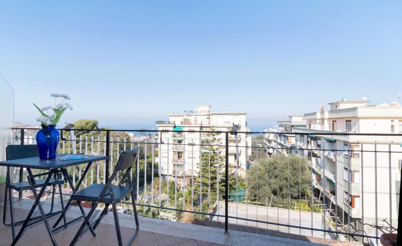 Guest House Emily Suites סורנטו מראה חיצוני תמונה